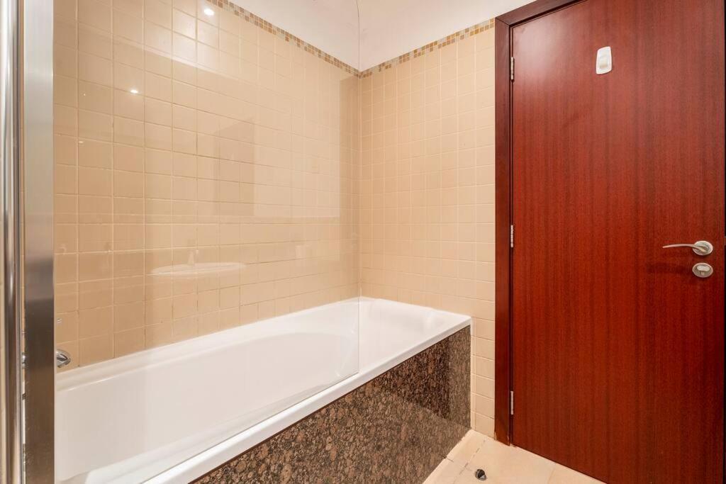 Leen Homes-Jbr -Spacious 4 Bedroom Apartment Dubai Exterior photo